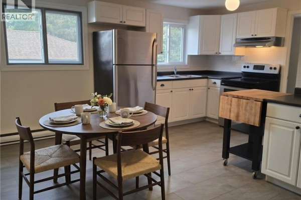 33 Cambridge Street Unit# D, Cambridge, ON, photo 2