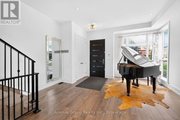 33 Cartwright Avenue, Toronto, ON, photo 2