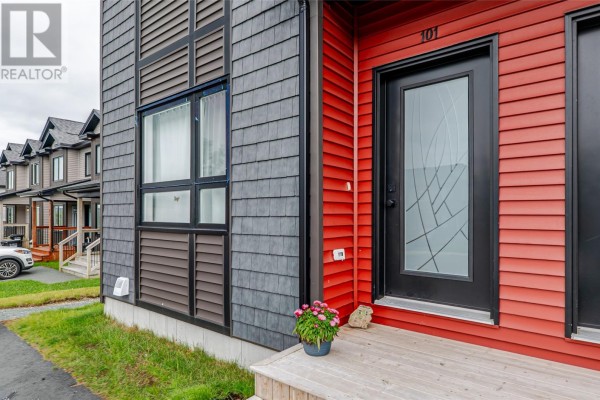 33 Cedar Hill Place, St  John S