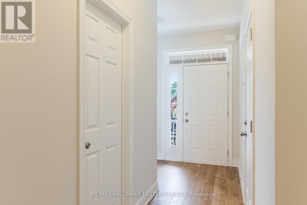 Bedroom 3 - 33 Coldbrook Drive, Cavan Monaghan, ON L0A1G0 Photo 3