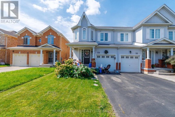 33 Colonel Lyall Street, St  Catharines, ON, photo 2