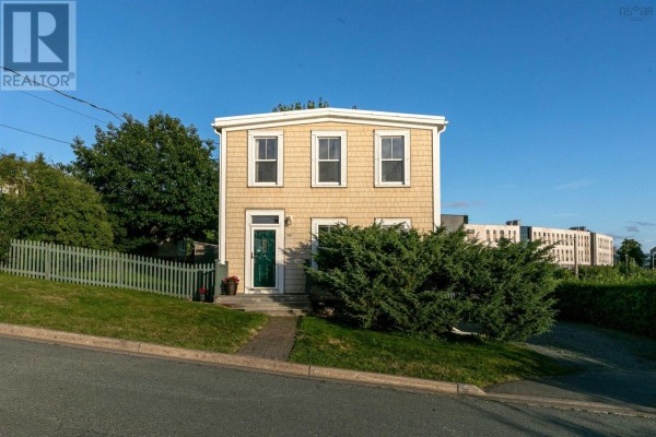 4pc Bathroom - 33 Cuisack Street, Dartmouth, NS B2Y2L7 Photo 4
