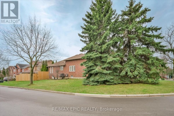 Laundry room - 33 Emmett Place, Whitby, ON L1R2B4 Photo 3