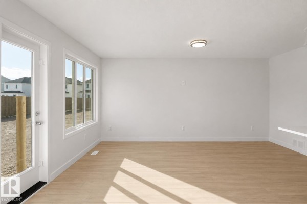 Primary Bedroom - 33 Emmett Wy, Spruce Grove, AB T7X3C7 Photo 4