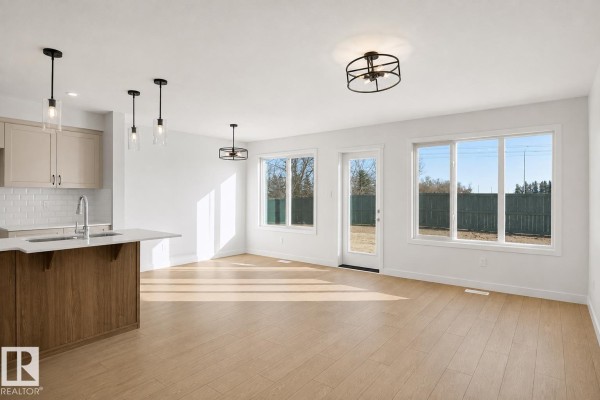 Bedroom 2 - 33 Emmett Wy, Spruce Grove, AB T7X3C7 Photo 5