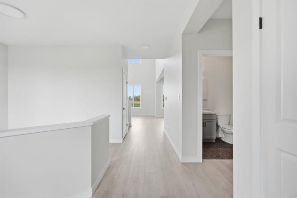 Great room - 33 Gardner Trail, West St Paul, MB R2V5G6 Photo 3