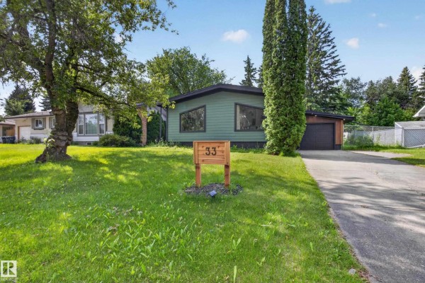Kitchen - 33 Hazel St, Sherwood Park, AB T8H1H7 Photo 3