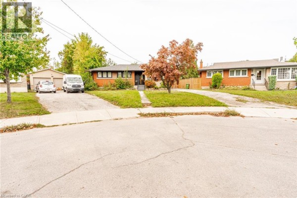 3pc Bathroom - 33 Kenwood Crescent Unit# (main Level), Hamilton, ON L8T1W3 Photo 2