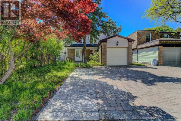 Family room - 33 Kitsilano Crescent, Richmond Hill, ON L4C5A4 Photo 2