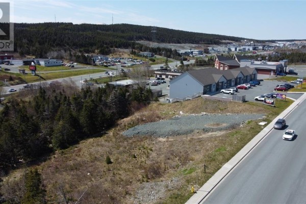 33 Kiwanis Street, St  John S, NL, photo 3