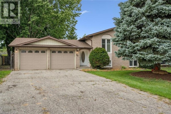 33 Maccoll Place, Caledonia, ON, photo 2