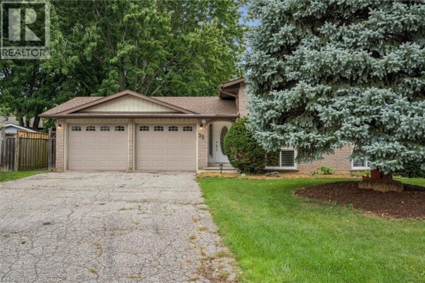 33 Maccoll Place, Caledonia, ON, photo 3