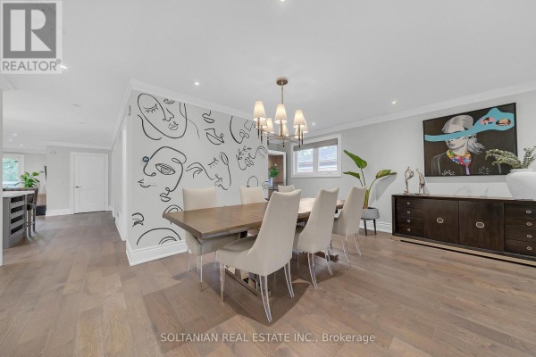 Kitchen - 33 Madawaska Avenue, Toronto, ON M2M2R1 Photo 5
