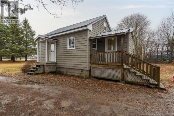 33 Magnolia Avenue, Sussex, NB, photo 2
