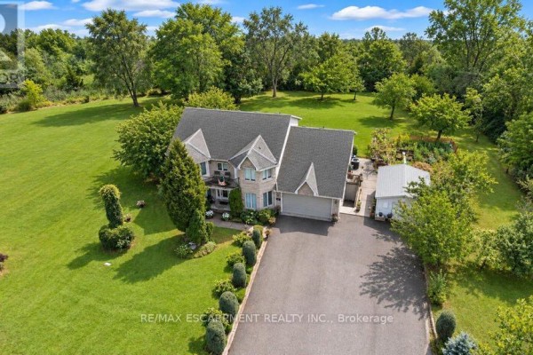 33 Maryvale Avenue, Hamilton, ON, photo 2