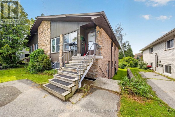 Bathroom - 33 Montgomery Boulevard, Kingston, ON K7M3N7 Photo 3