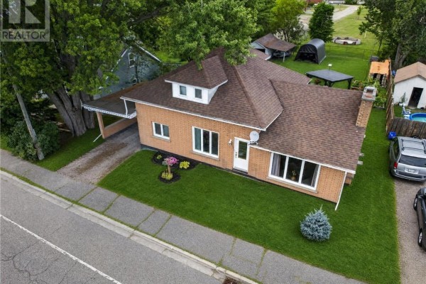 33 Notre Dame Street E, Noelville, ON, photo 2