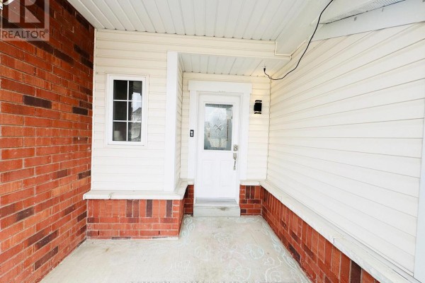 33 Palomino Place, Whitby, ON L1R2V5 Photo 2