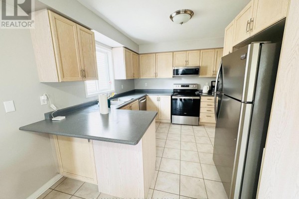33 Palomino Place, Whitby, ON L1R2V5 Photo 4