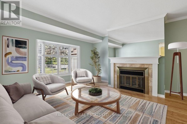 Family room - 33 Pine Needles Court, Ottawa, ON K2S1G5 Photo 4