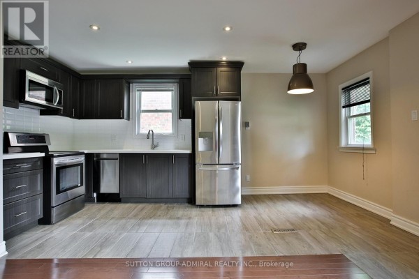 Bedroom 2 - 33 Regina Avenue, Toronto, ON M6A1R4 Photo 5