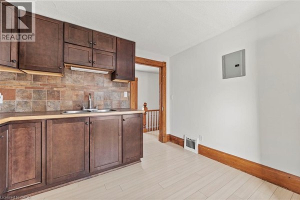 3pc Bathroom - 33 Rich Avenue Unit# Upper, Cambridge, ON N1R2A4 Photo 4