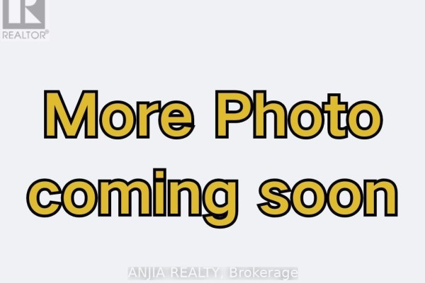 33 Sheppard Avenue E, Toronto, ON M2N7K1 Photo 5