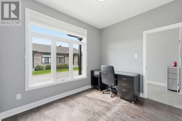 33 Solara Private, Clarence Rockland, ON K4K1P5 Photo 5