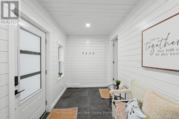 Living room - 33 Victoria Street, Asphodel Norwood, ON K0L2V0 Photo 3