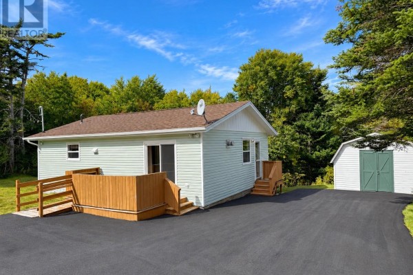 Bedroom - 33 Vokeys Road, Whitbourne, NL A0B3K0 Photo 2