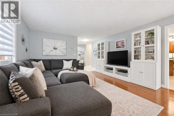 Bedroom - 33 Washburn Drive, Guelph, ON N1E0B6 Photo 4