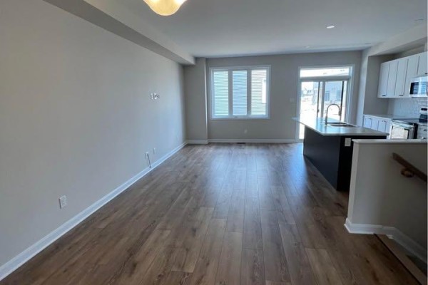 33 Watchim Street, Ottawa, ON K4A3W6 Photo 4