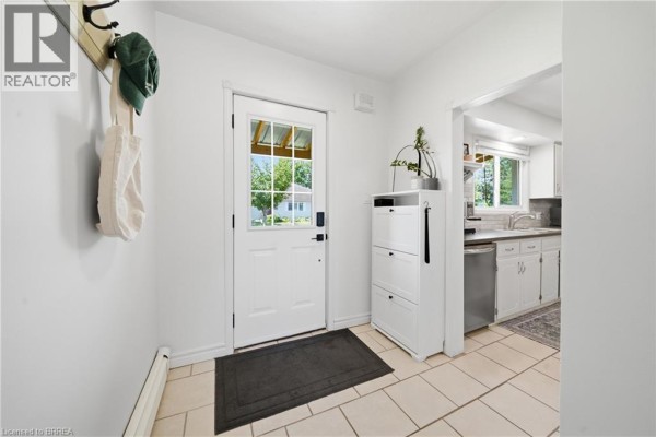33 Wood Street, Brantford, ON, photo 3