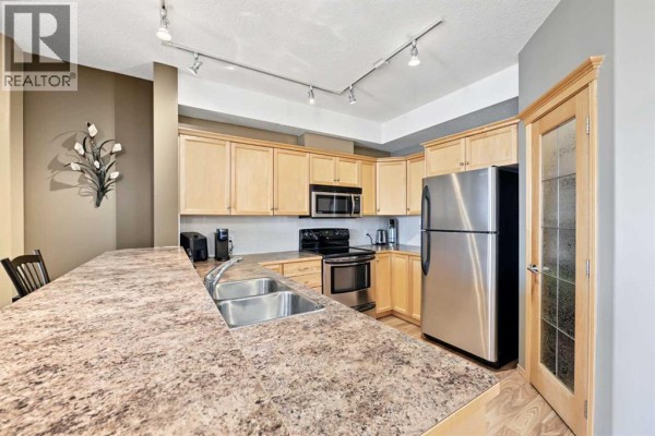 Dining room - 330, 15 Everstone Drive Sw, Calgary, AB T2Y5B5 Photo 5