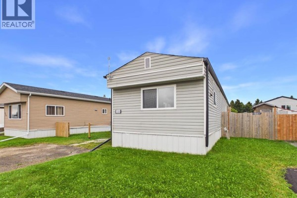 330, 5344 76 Street, Red Deer, AB, photo 3