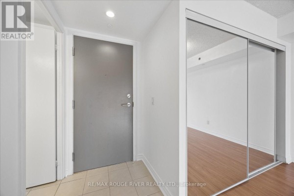 330 - 35 Saranac Boulevard, Toronto, ON, photo 2