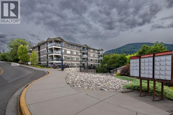 Bedroom - 330 4 Avenue Se Unit# 402 Lot# 330, Salmon Arm, BC V1E0E2 Photo 4