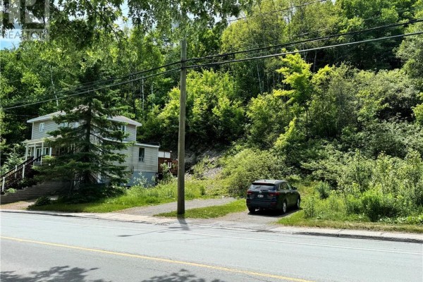 330 Canada Road, Edmundston, NB, photo 2