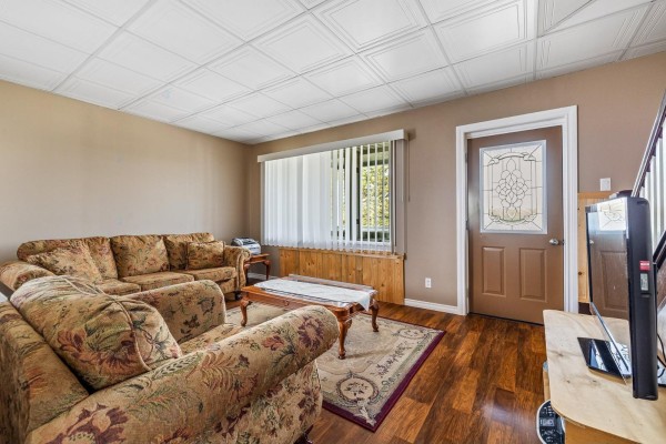 330 Ch. Des Outaouais, L Ile Du Grand Calumet, QC, photo 2