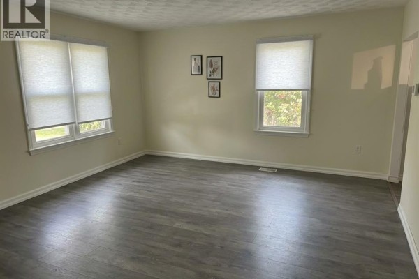 3pc Bathroom - 330 Renaud Line Road, Lakeshore, ON N8L0J7 Photo 3