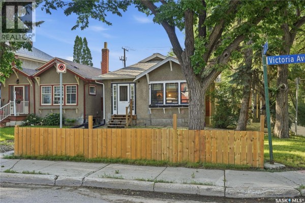 3300 Victoria Avenue, Regina, SK, photo 2