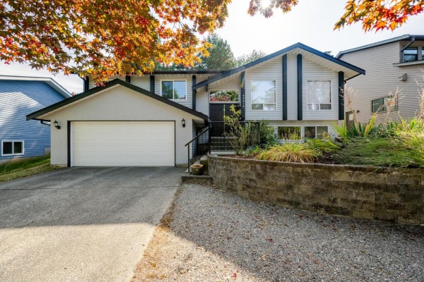 33010 Caithness Place, Abbotsford, BC V2S7B2 Photo 2