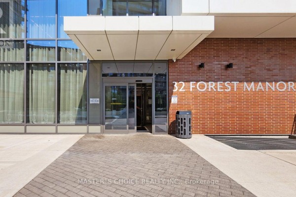 3303 - 32 Forest Manor Road, Toronto, ON, photo 2
