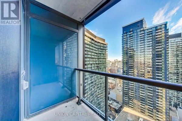 3305 - 108 Peter Street, Toronto, ON M5V0W2 Photo 3