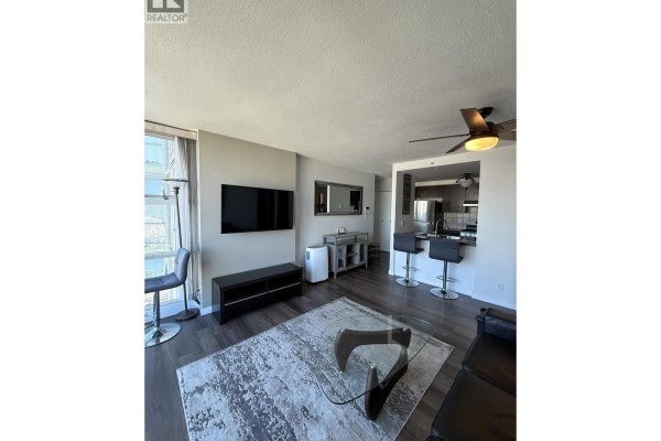 3305 193 Aquarius Mews, Vancouver, BC V6Z2Z2 Photo 5