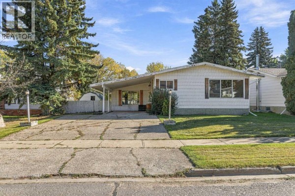 3305 55 Avenue, Lloydminster