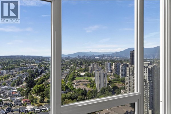 3305 5665 Boundary Road, Vancouver, BC V5R0E4 Photo 2