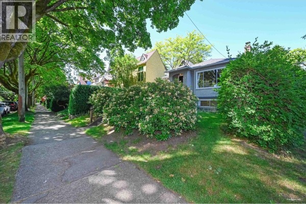 3305 W 6th Avenue, Vancouver, BC V6R1T2 Photo 4