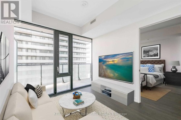 3307 - 161 Roehampton Avenue, Toronto, ON M4P0C8 Photo 5