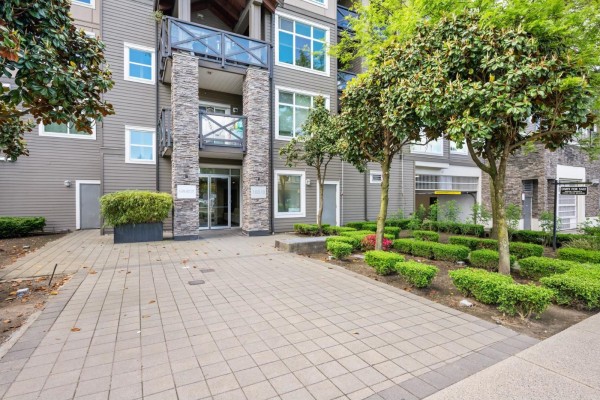 331 18818 68 Avenue, Surrey, BC, photo 2